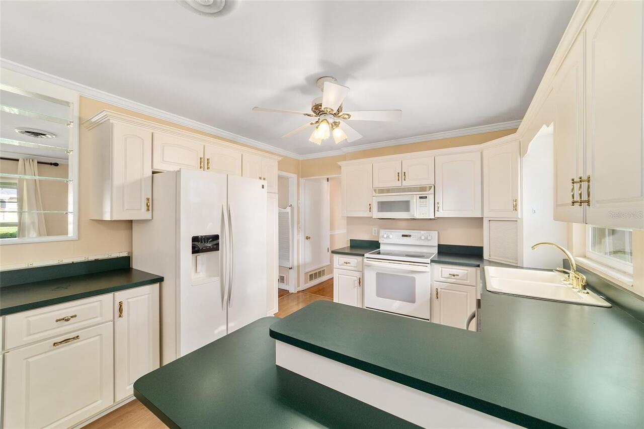 Listing Photo 7
