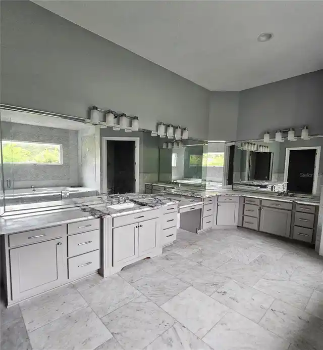 Listing Photo 37