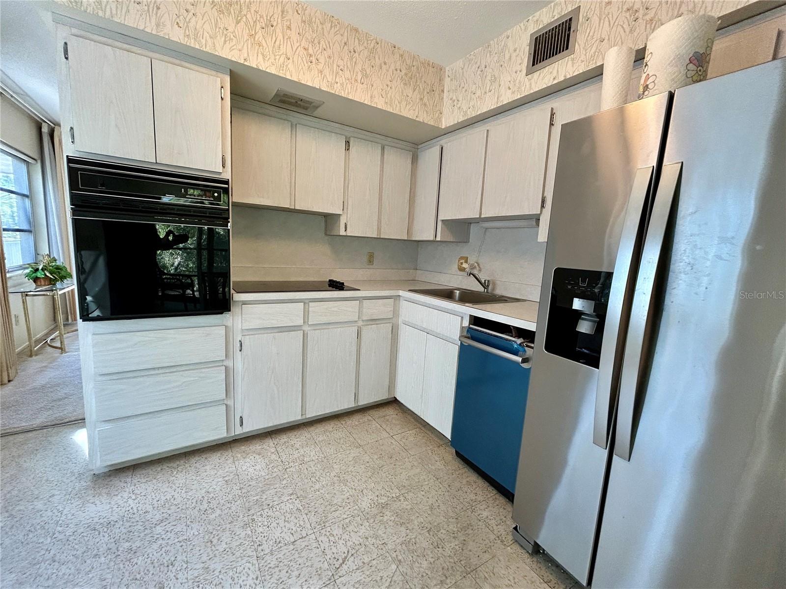 Listing Photo 10