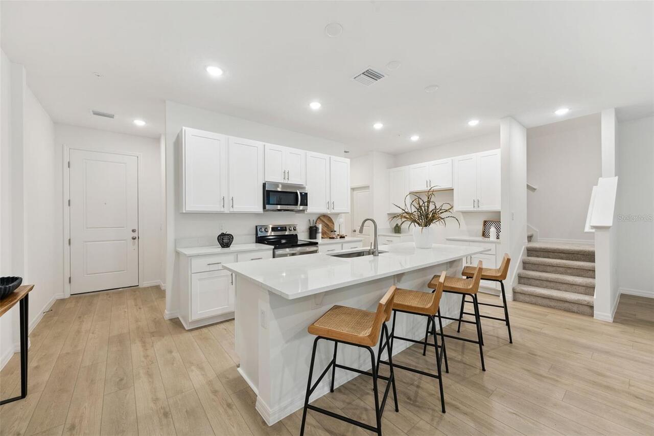 Listing Photo 17