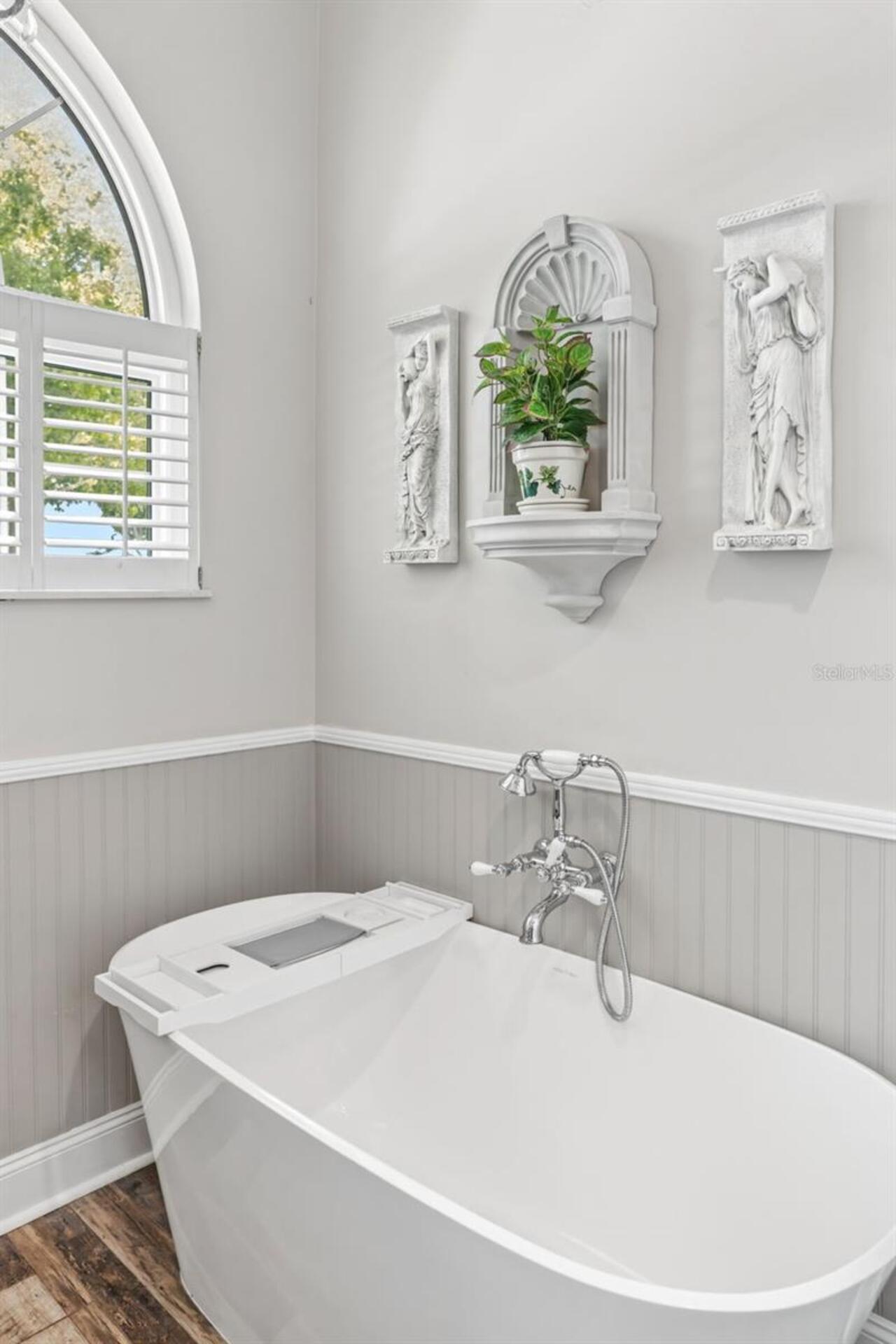 Listing Photo 22
