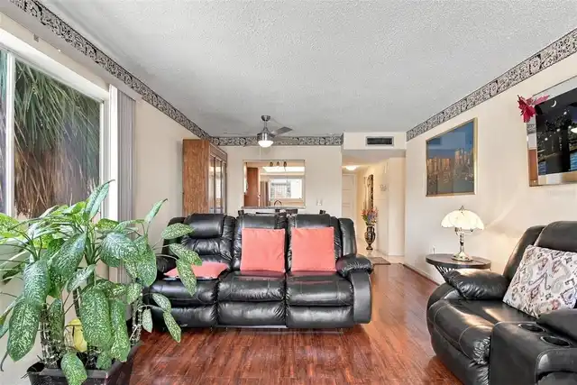Listing Photo 24