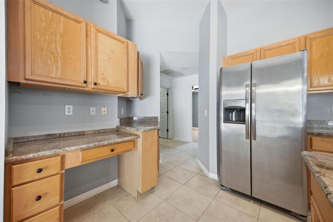 Listing Photo 11