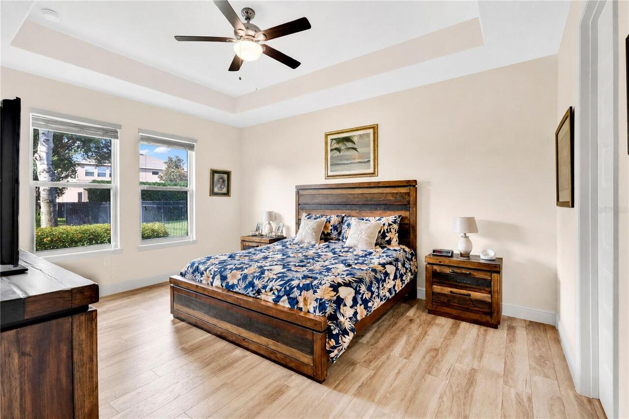 Listing Photo 9