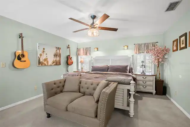 Listing Photo 32