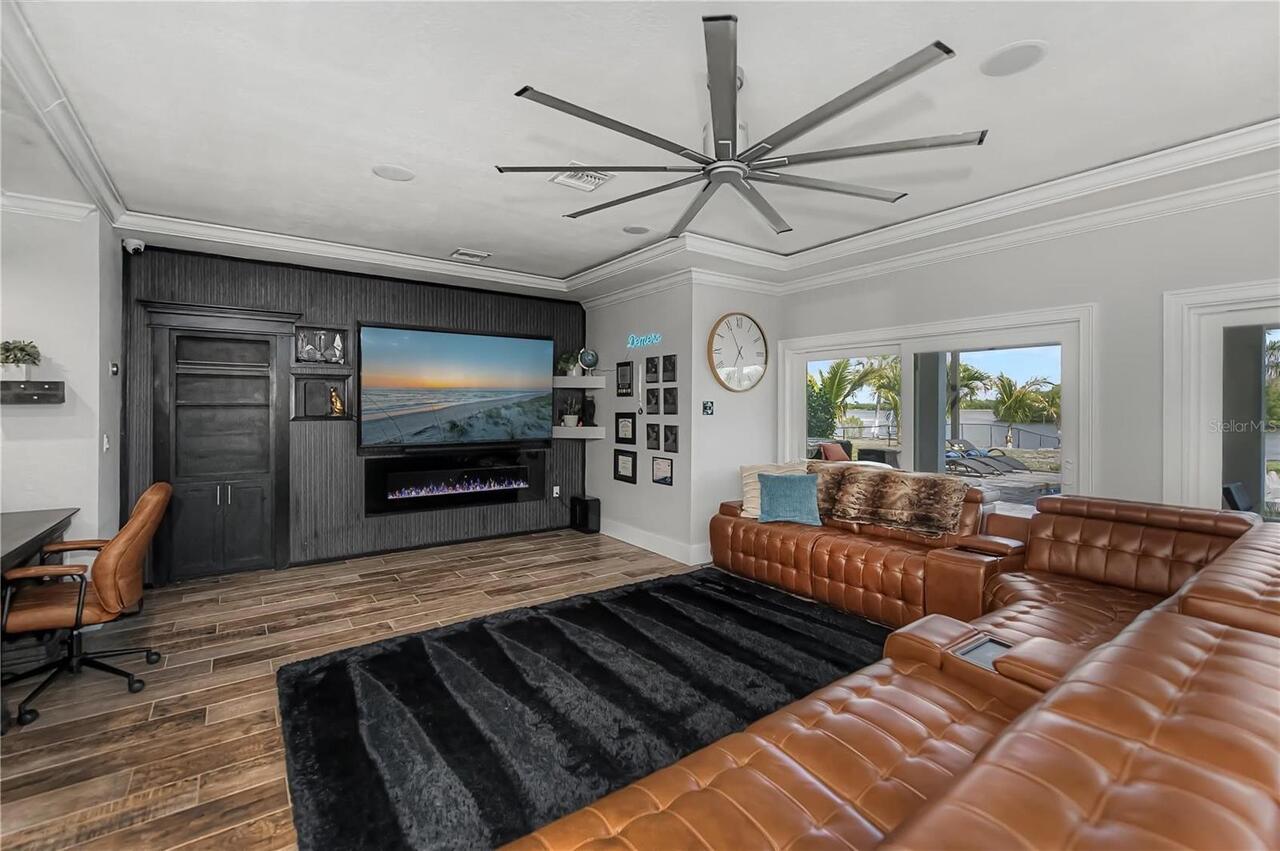 Listing Photo 19