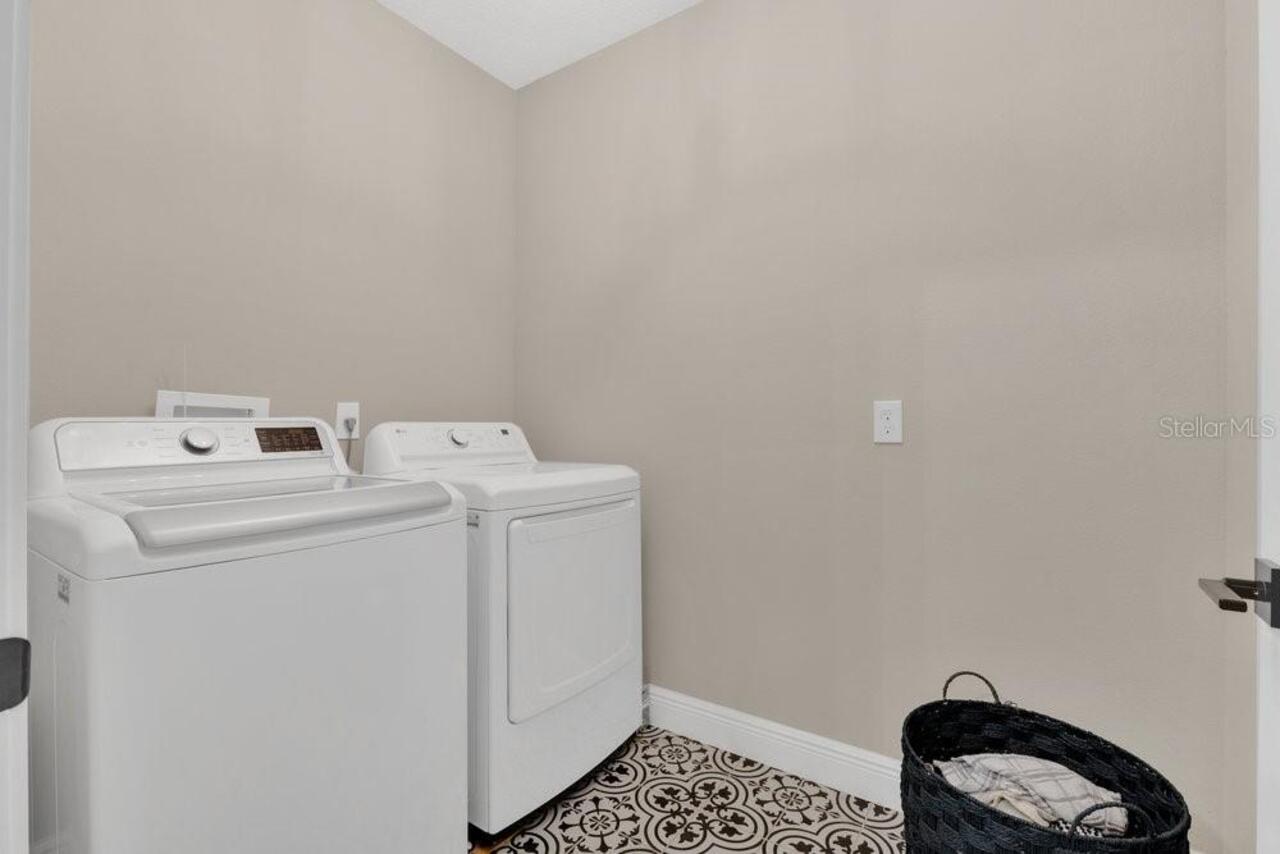 Listing Photo 18