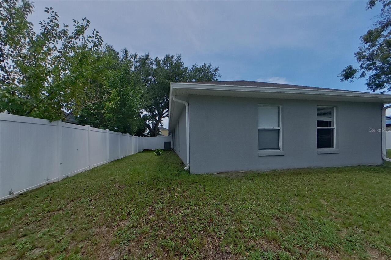 Listing Photo 17