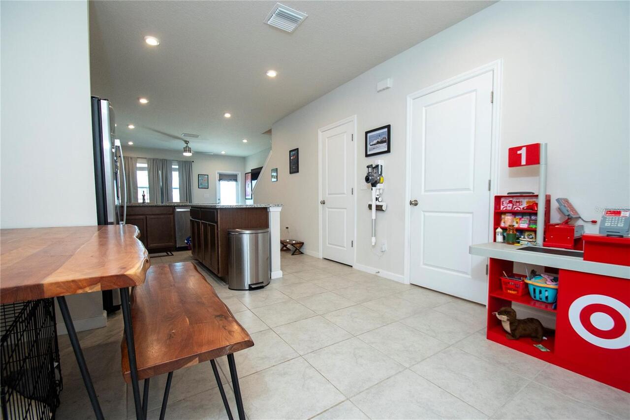 Listing Photo 8