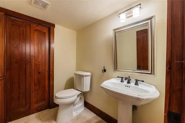Listing Photo 23
