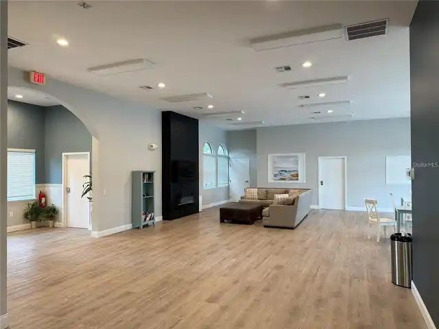 Listing Photo 34