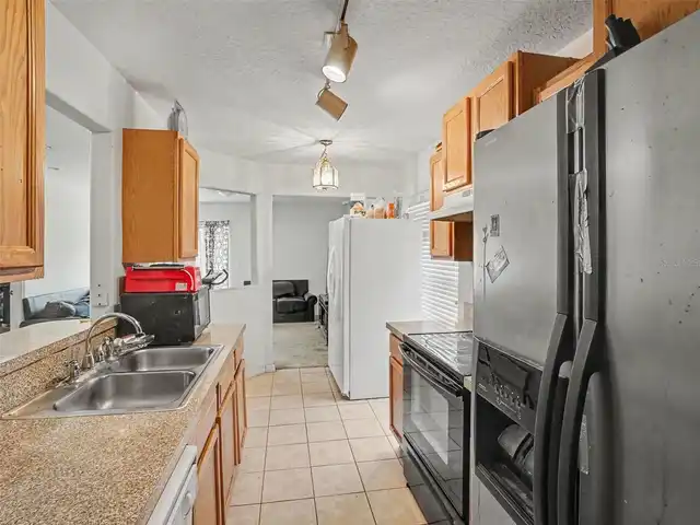 Listing Photo 6