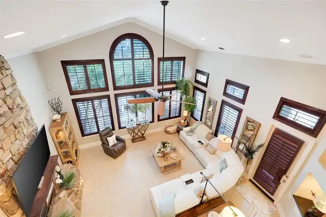 Listing Photo 21