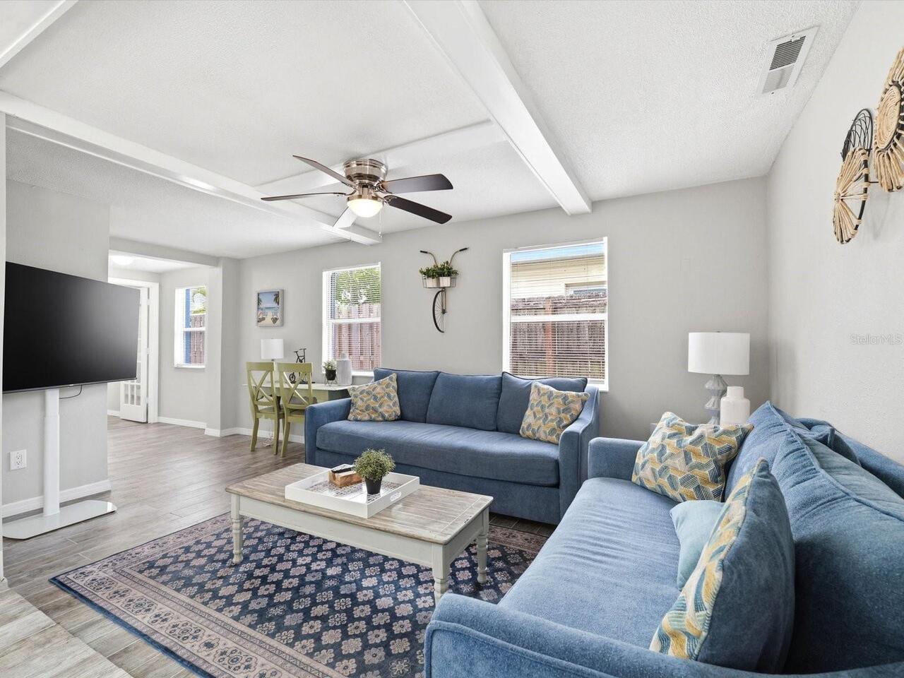 Listing Photo 8