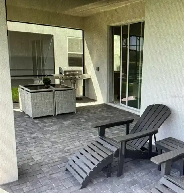 Listing Photo 12