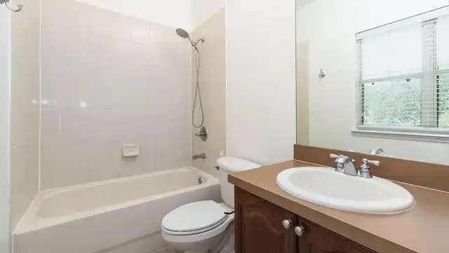 Listing Photo 33