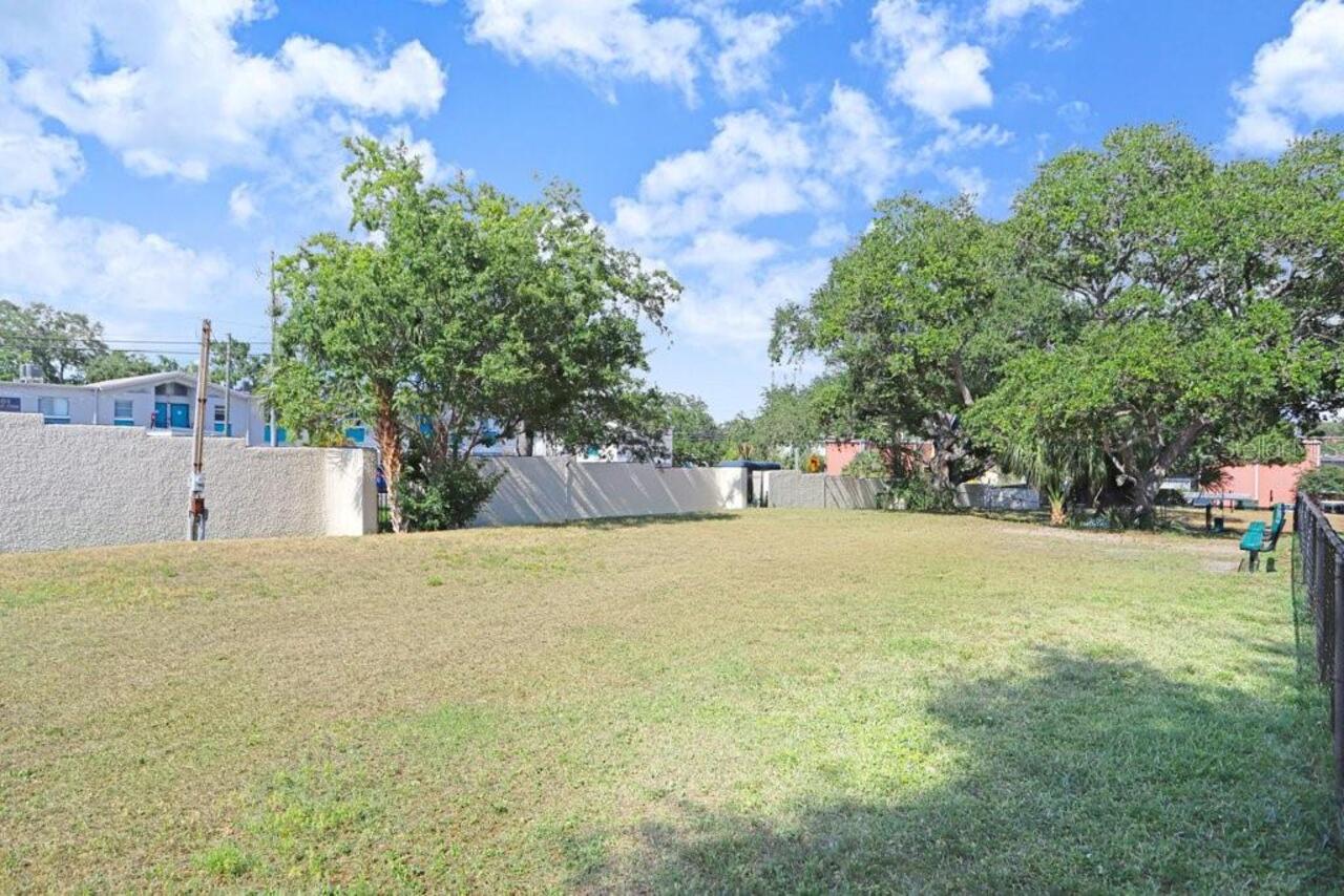 Listing Photo 23