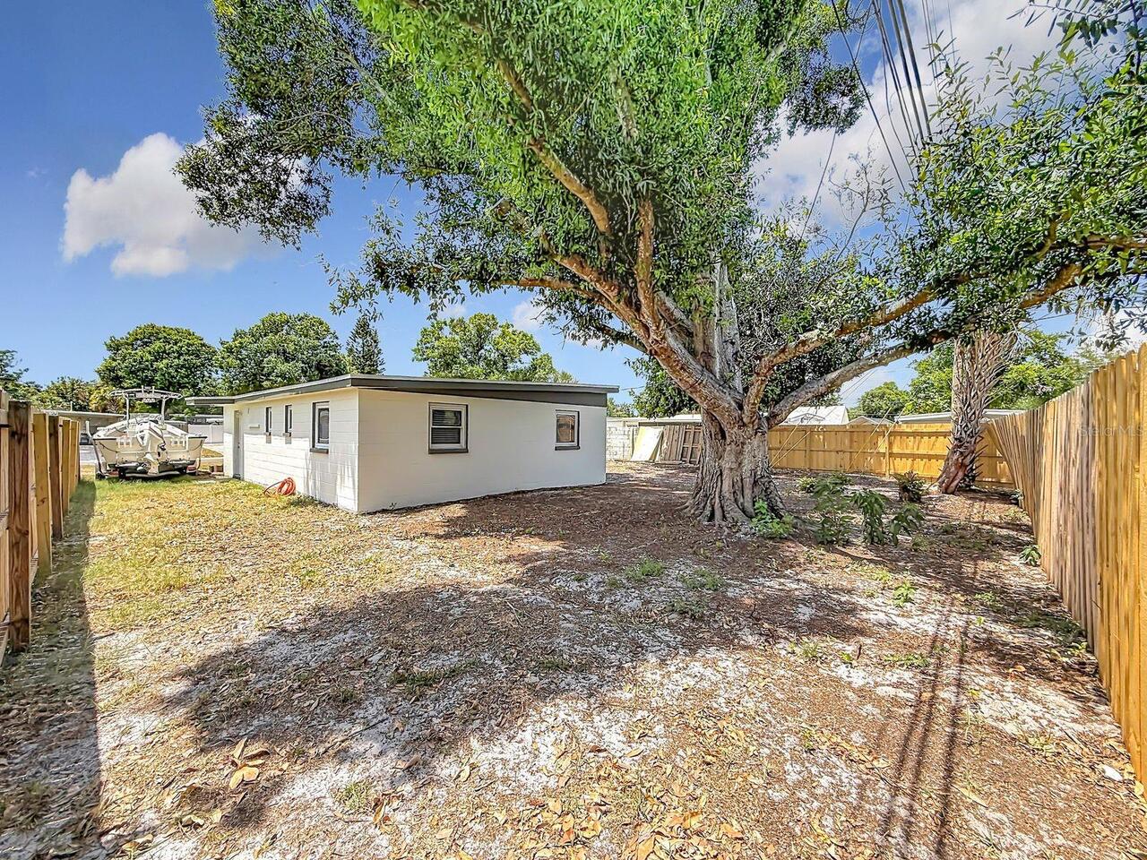 Listing Photo 32