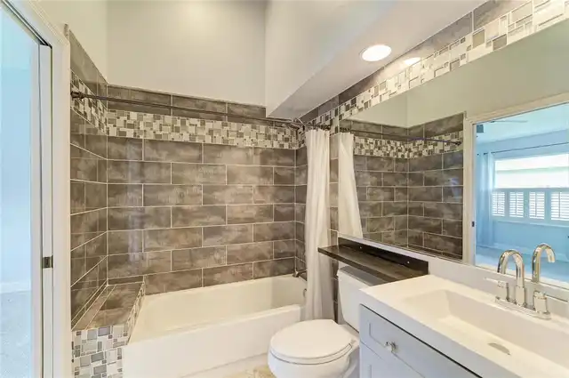 Listing Photo 41