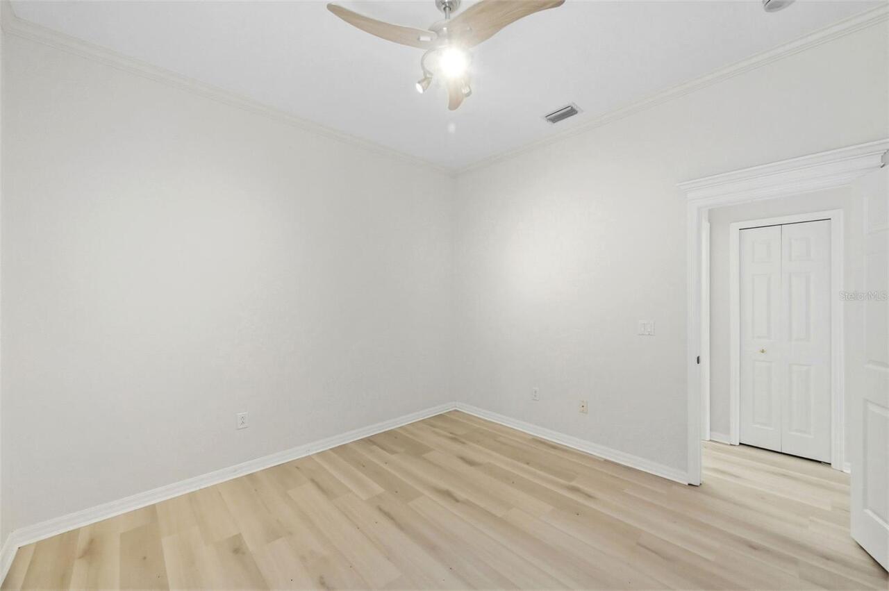 Listing Photo 38