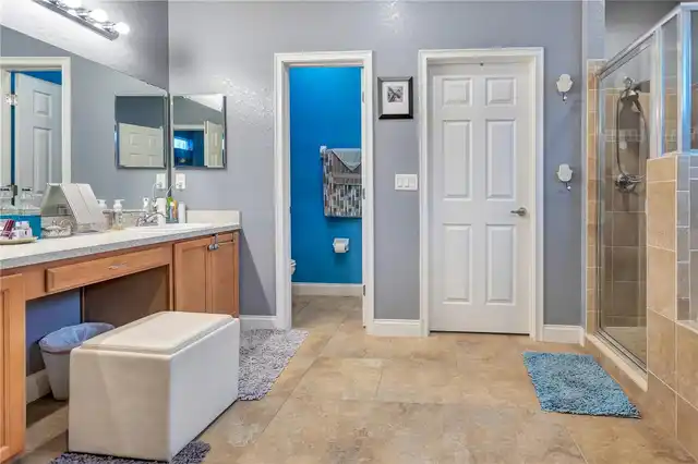 Listing Photo 10