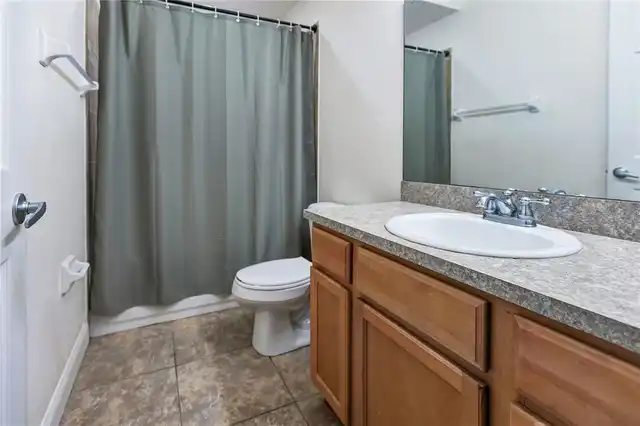 Listing Photo 16