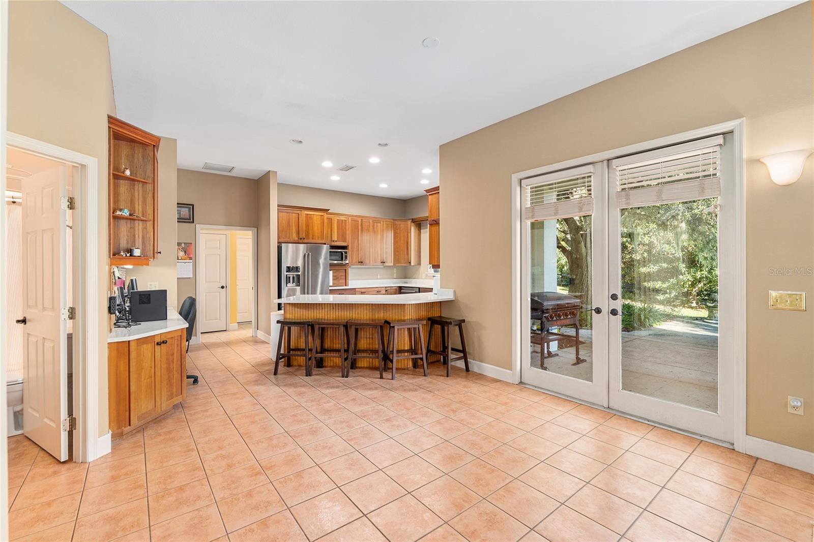 Listing Photo 17