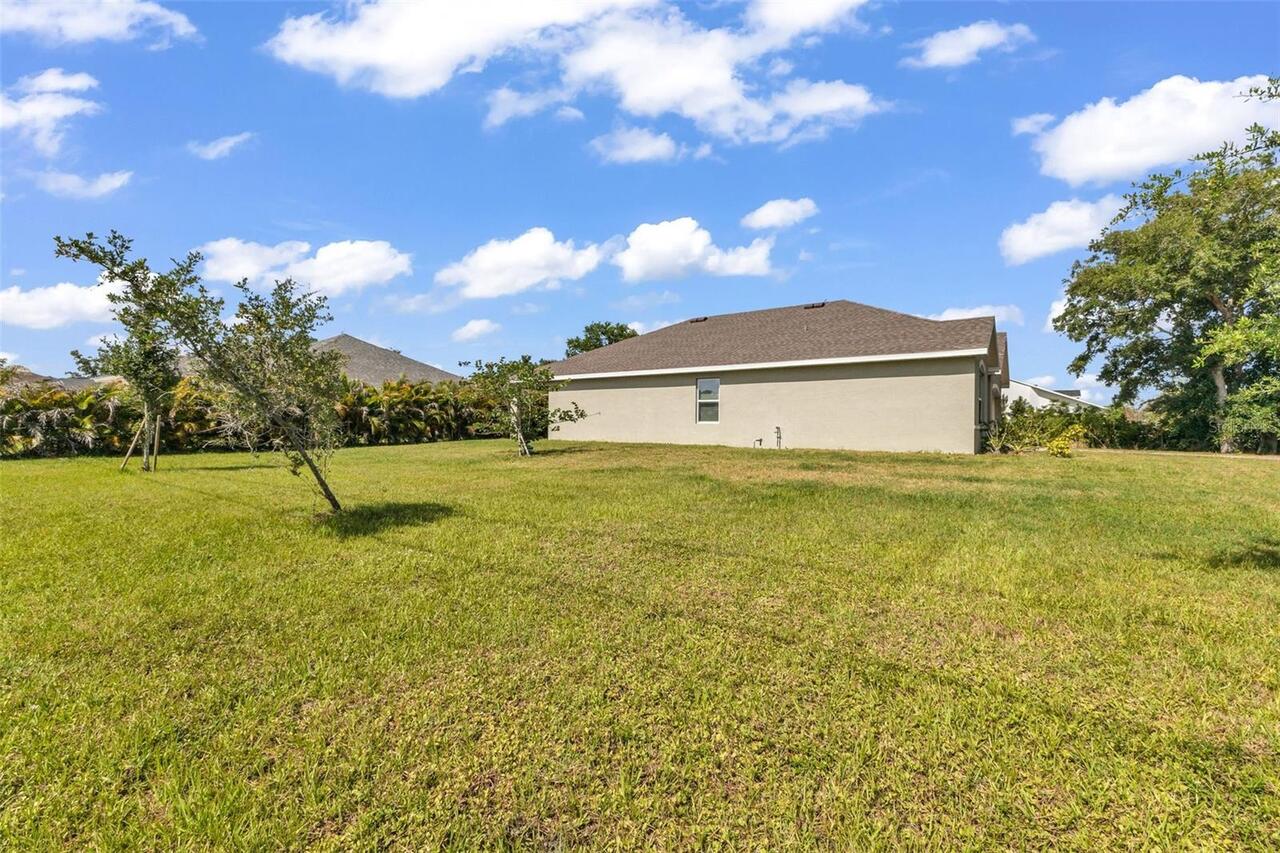 Listing Photo 38