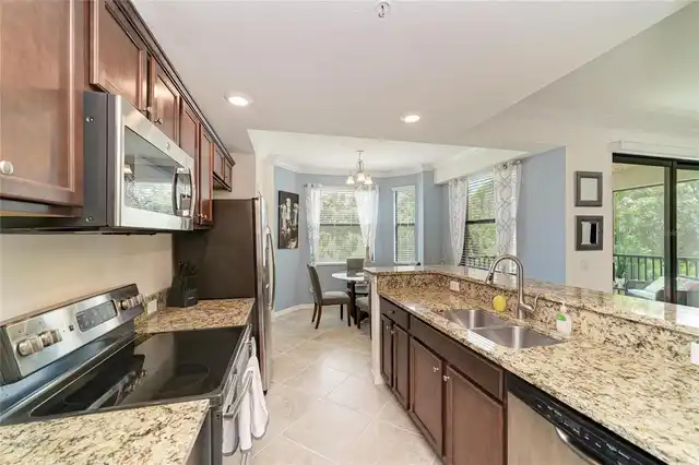 Listing Photo 14