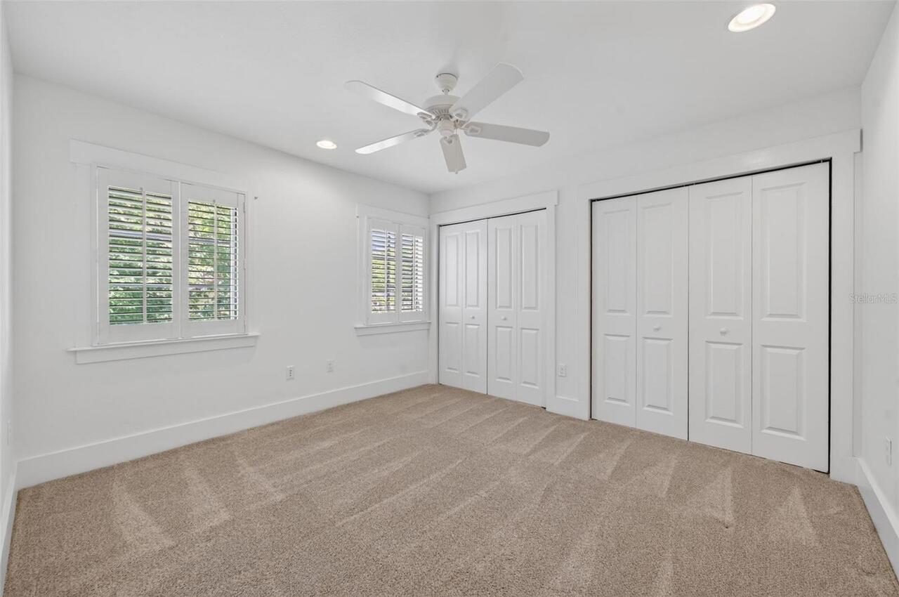 Listing Photo 32