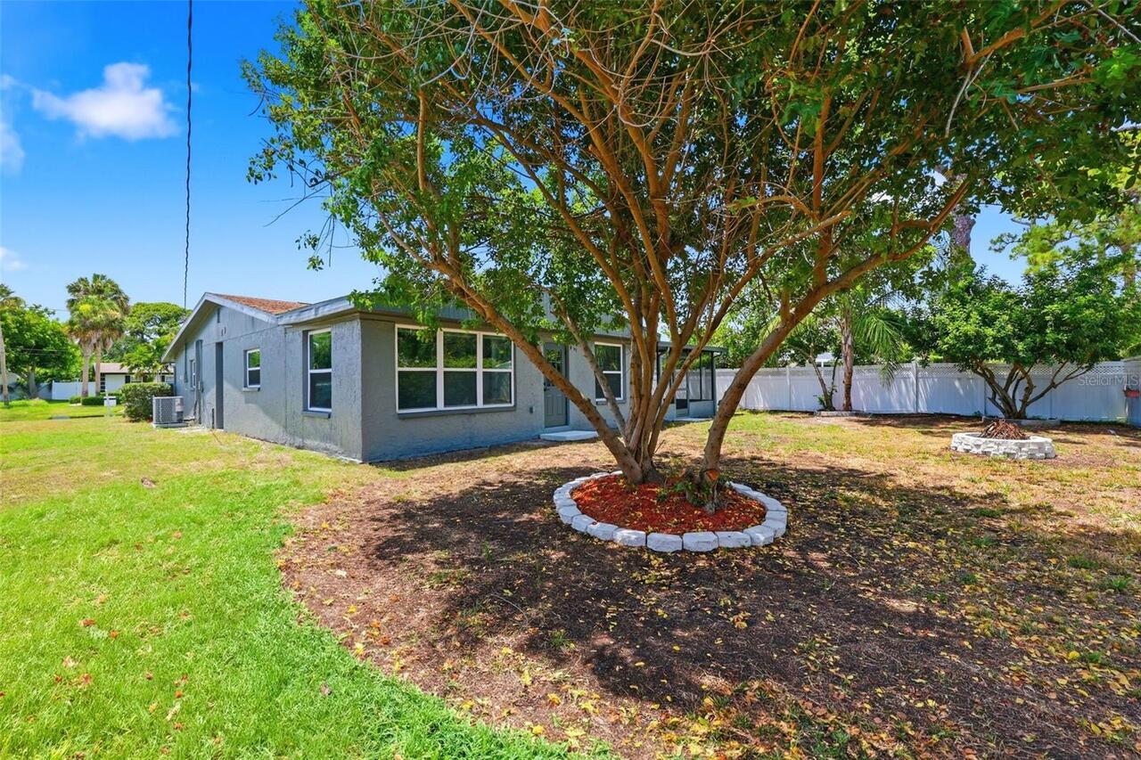 Listing Photo 33