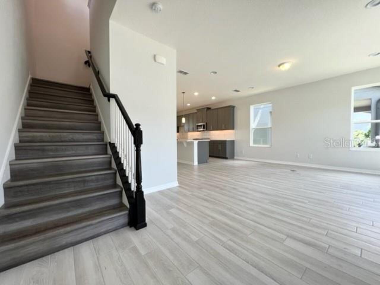 Listing Photo 10