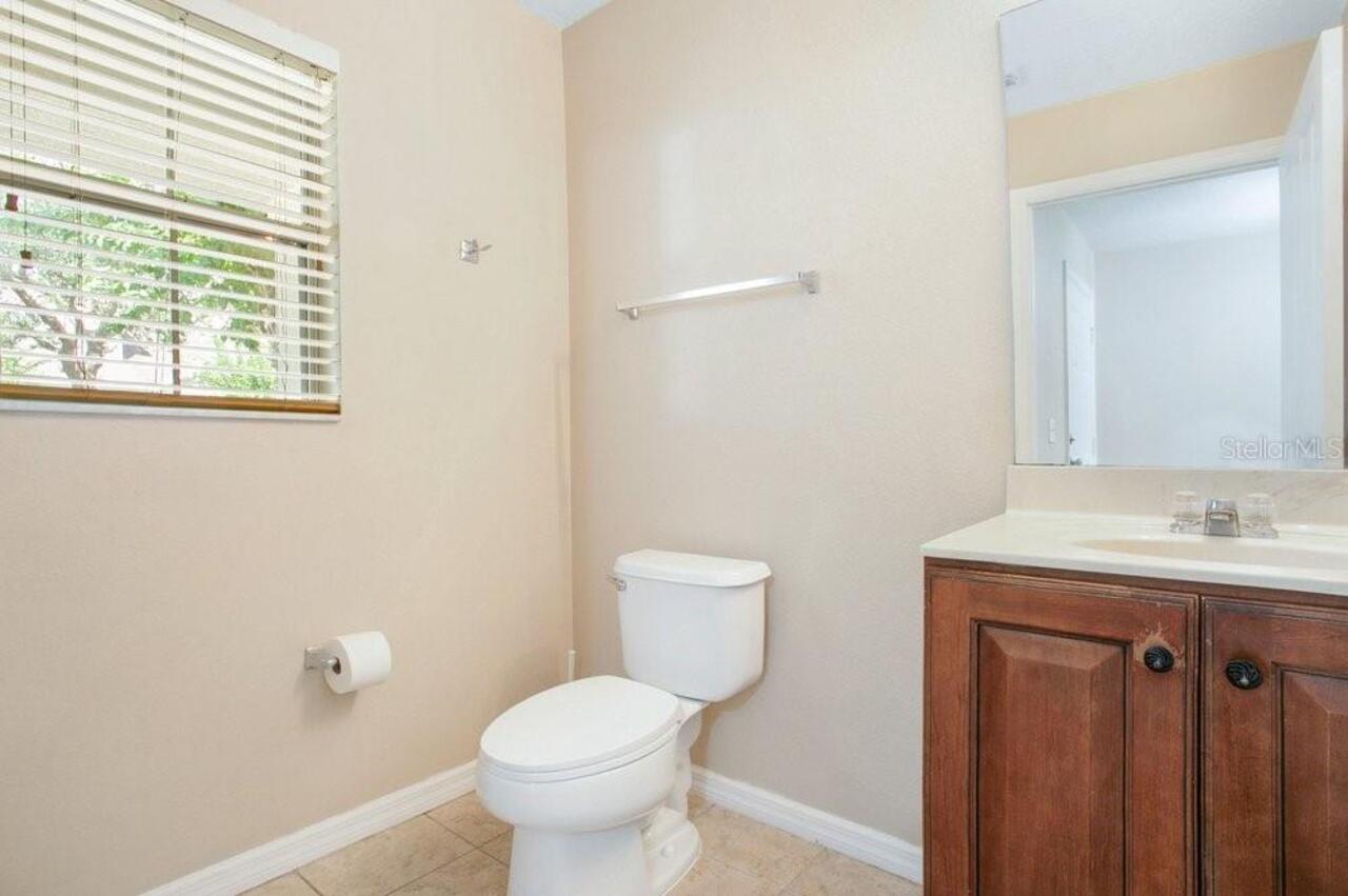 Listing Photo 10