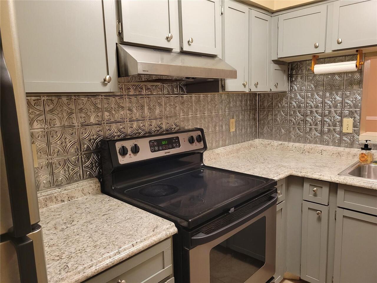 Listing Photo 16
