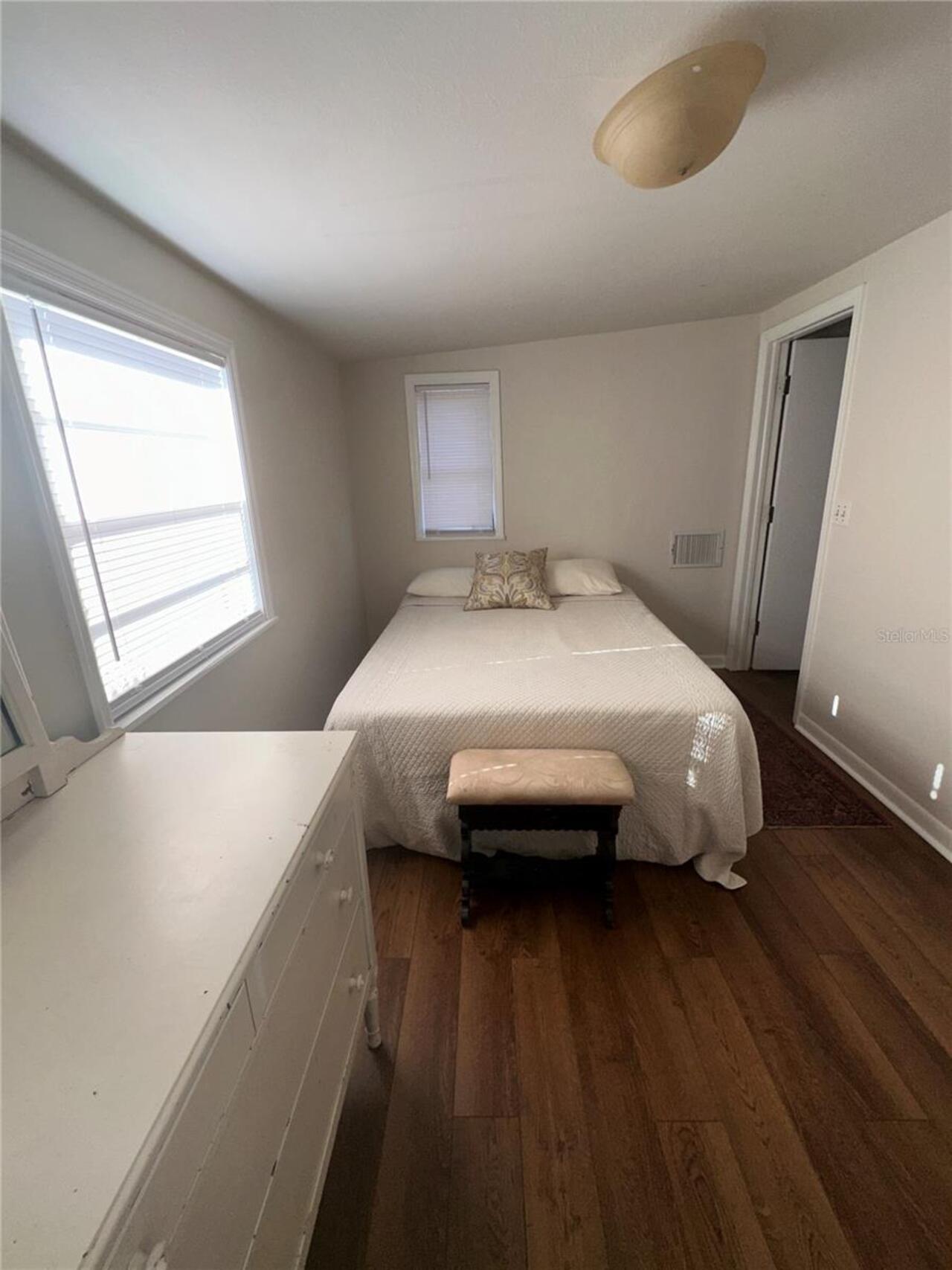 Listing Photo 18