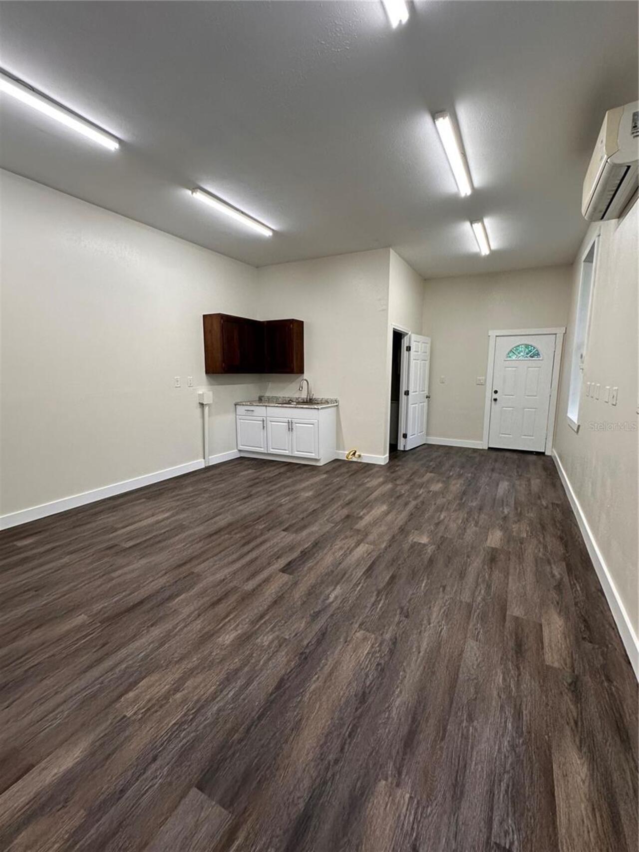 Listing Photo 29