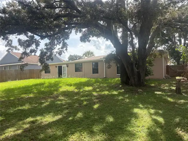 Listing Photo 14