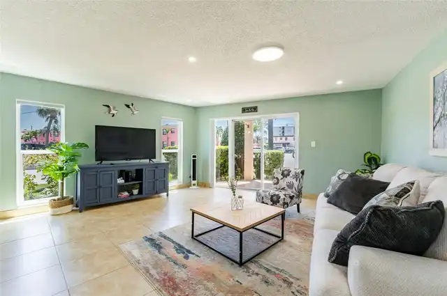 Listing Photo 22
