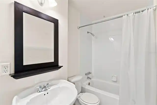 Listing Photo 42