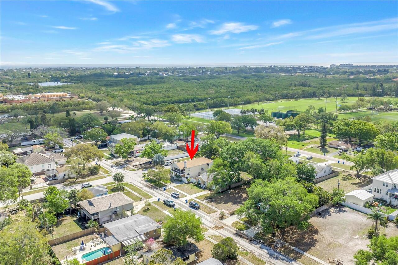 Listing Photo 9