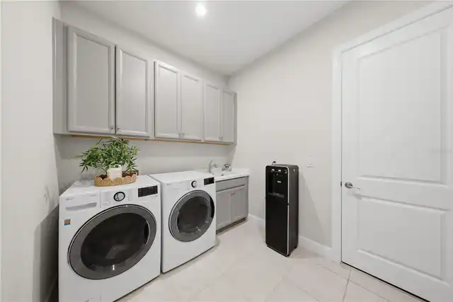 Listing Photo 16