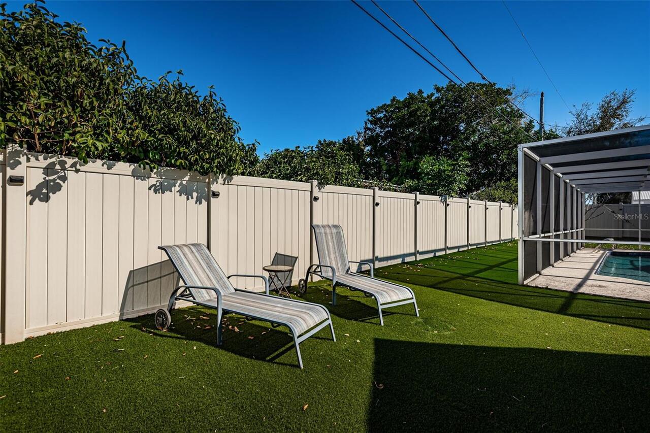 Listing Photo 11