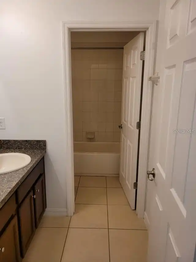 Listing Photo 18