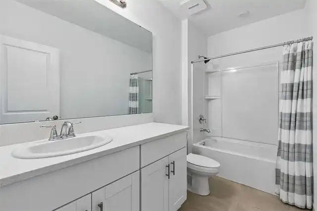 Listing Photo 11