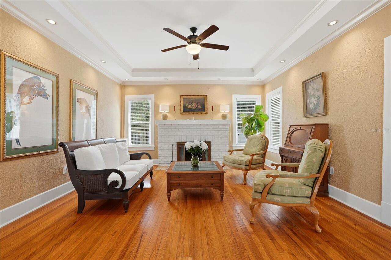 Listing Photo 11