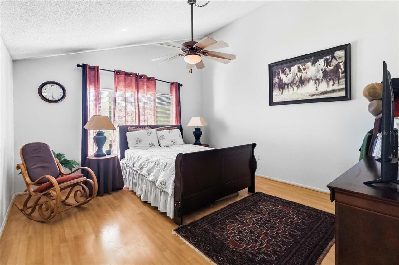 Listing Photo 33