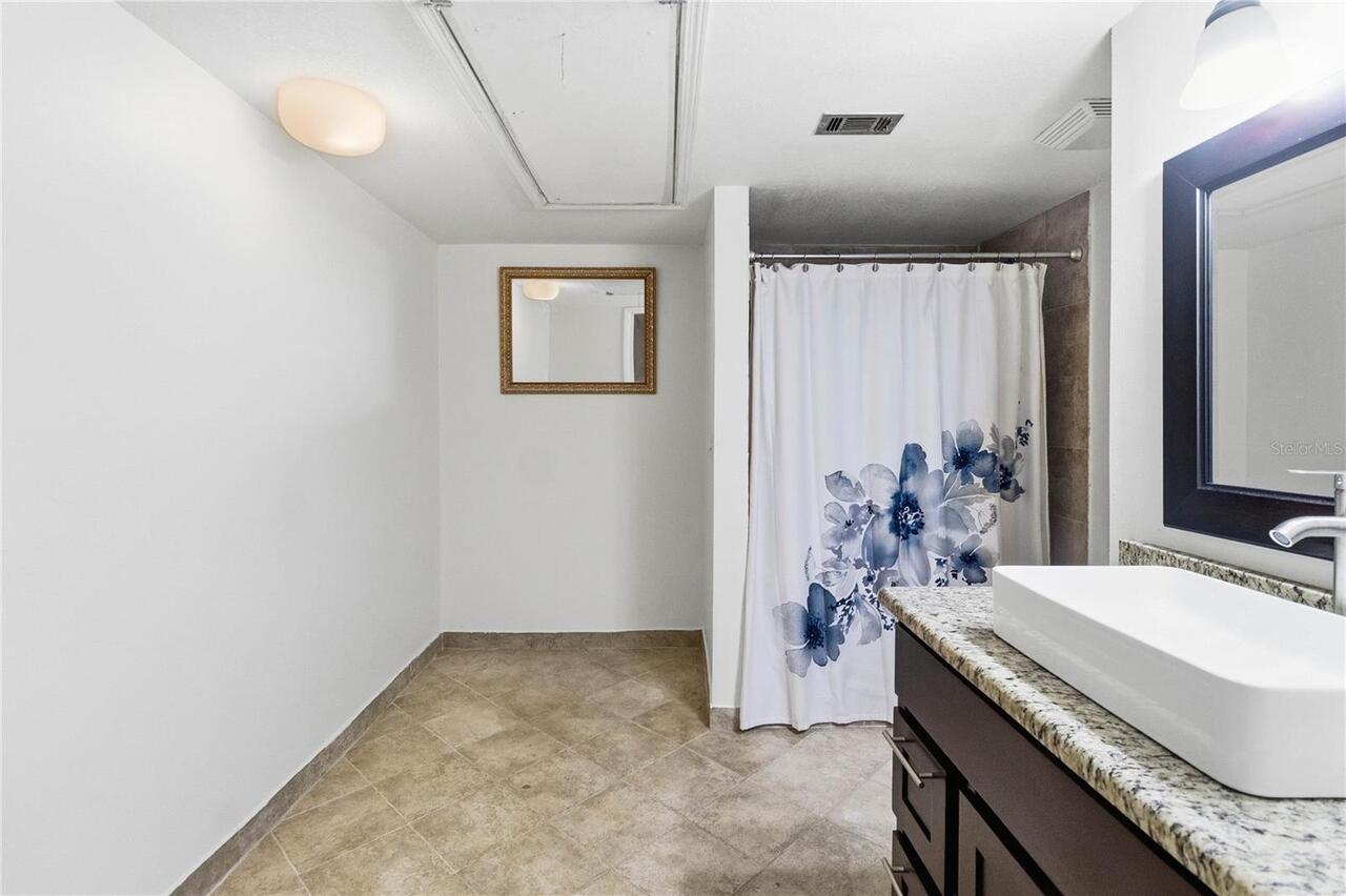 Listing Photo 38