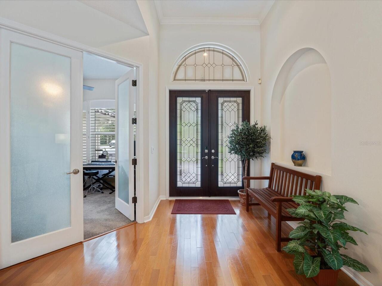 Listing Photo 8