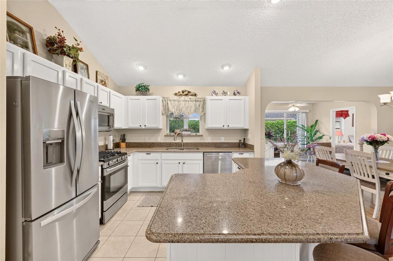 Listing Photo 17