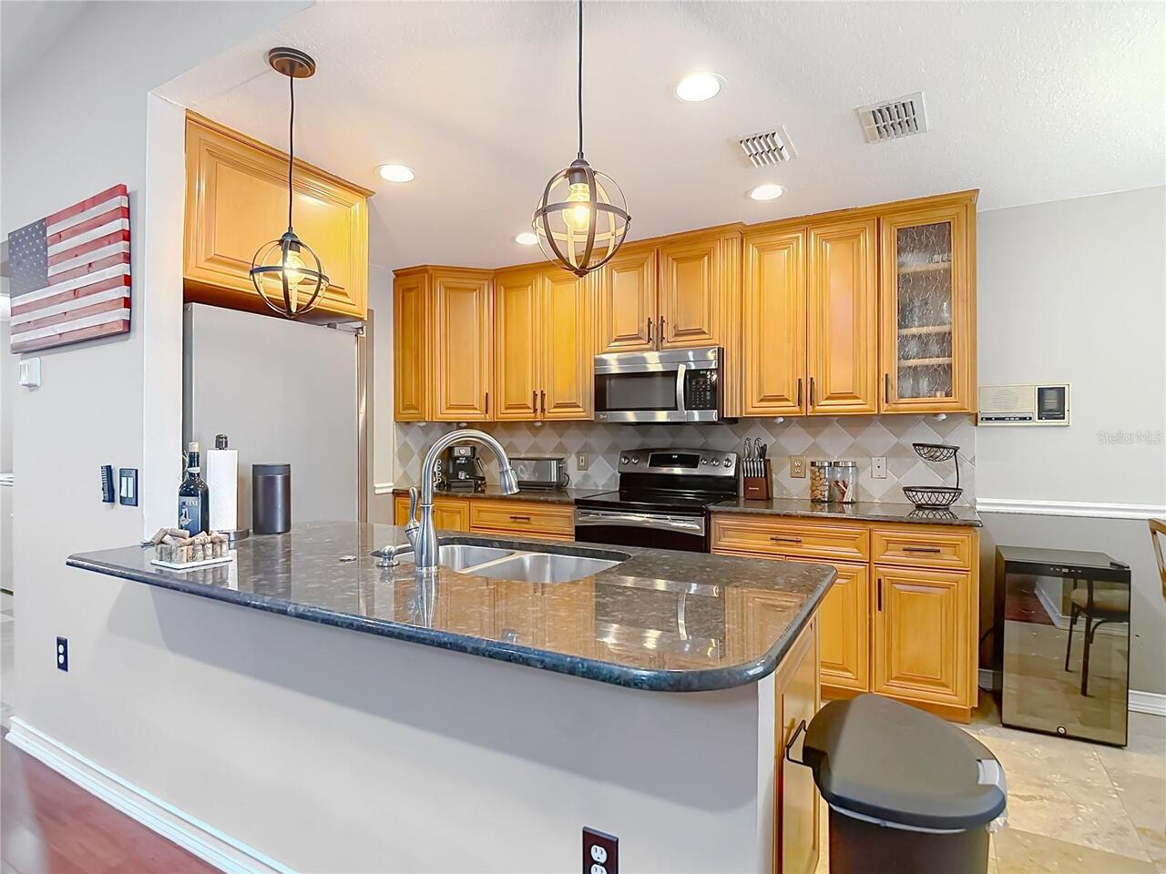 Listing Photo 10